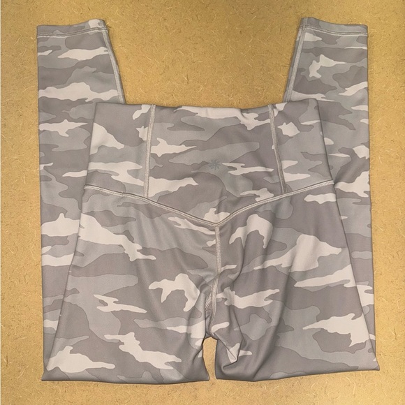 Athleta Elation 7/8 Leggings - Picture 2 of 4